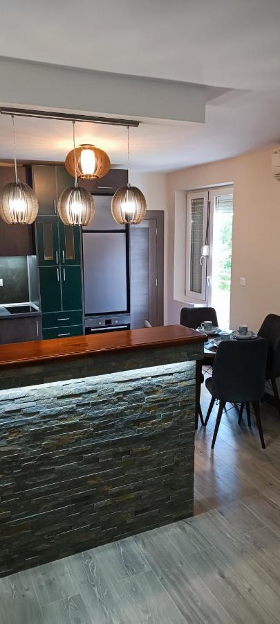 Tajna037 Apartment ครูเชวัซ ภายนอก รูปภาพ