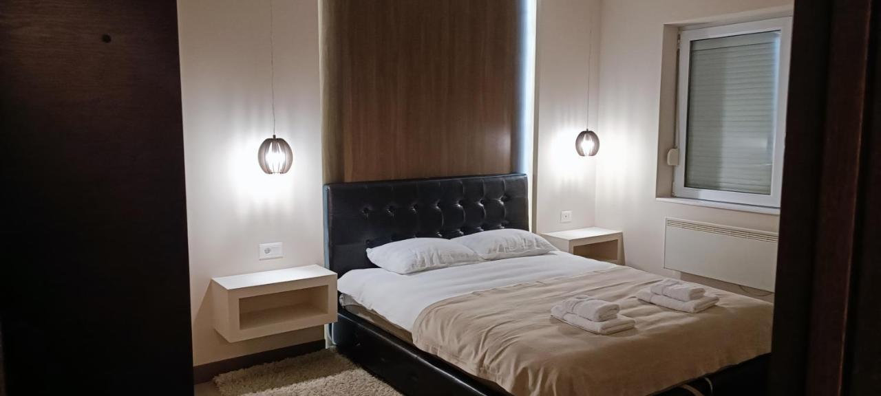 Tajna037 Apartment ครูเชวัซ ภายนอก รูปภาพ