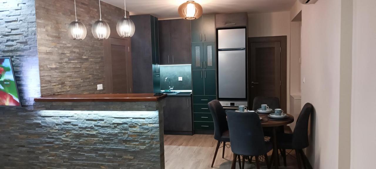 Tajna037 Apartment ครูเชวัซ ภายนอก รูปภาพ