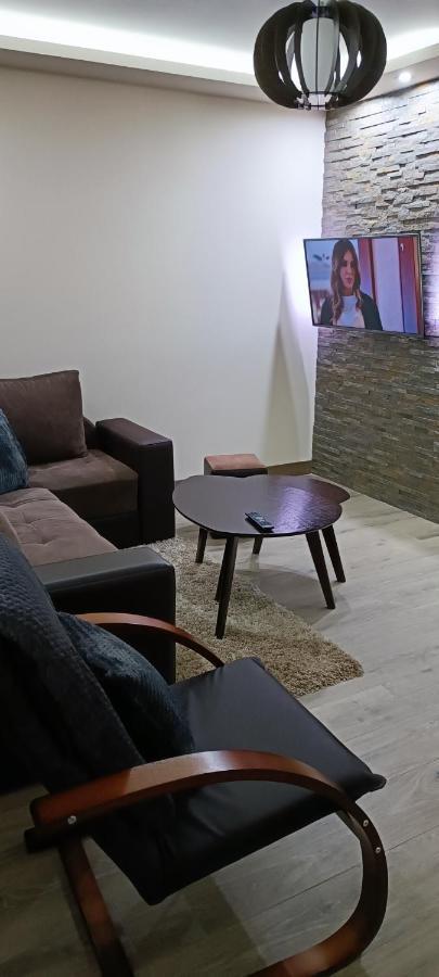 Tajna037 Apartment ครูเชวัซ ภายนอก รูปภาพ