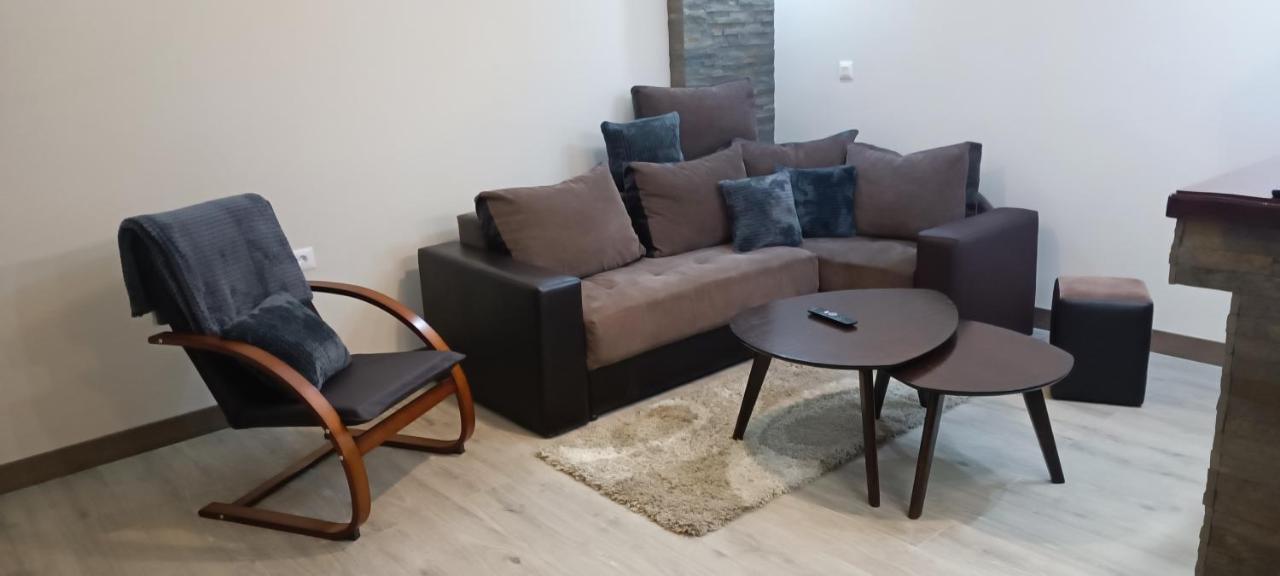 Tajna037 Apartment ครูเชวัซ ภายนอก รูปภาพ