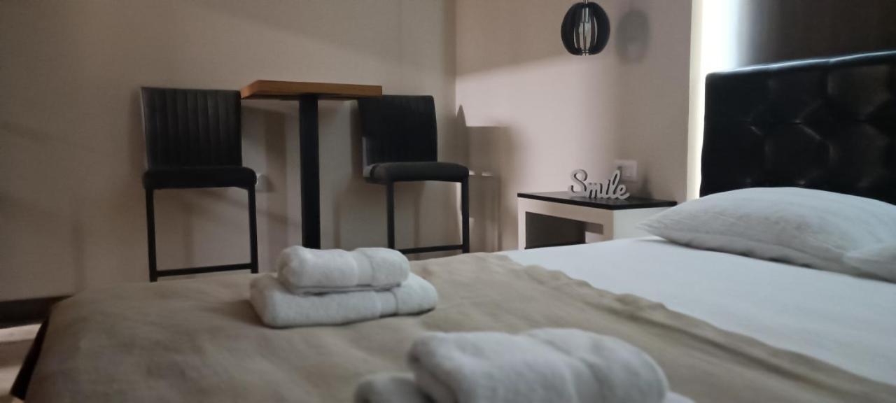 Tajna037 Apartment ครูเชวัซ ภายนอก รูปภาพ